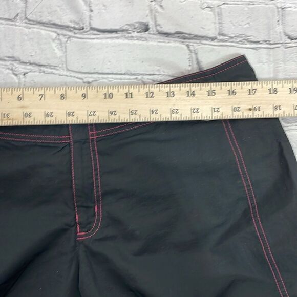 Nike Capri Black and Pink Women’s Pants activewear size Large - Picture 7 of 10
